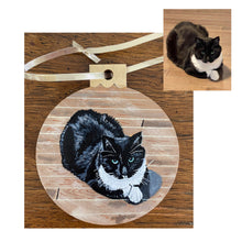 Load image into Gallery viewer, Painted Ornament!
